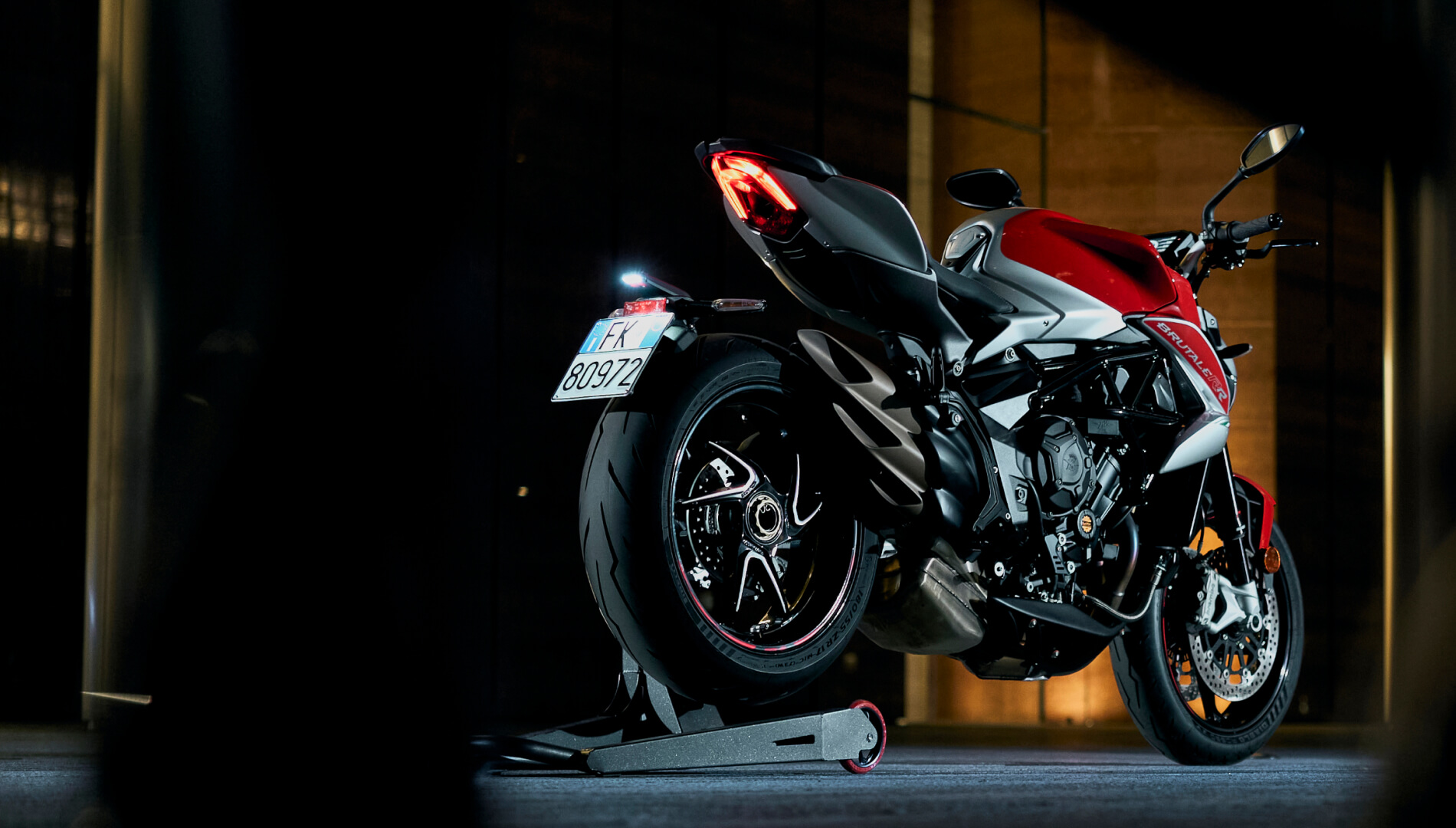 Brutale R